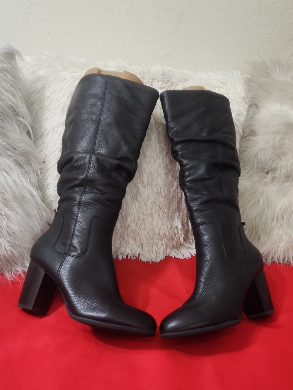 Vionic Perk Lolita Black Ruched Leather Knee-High Heeled Boots